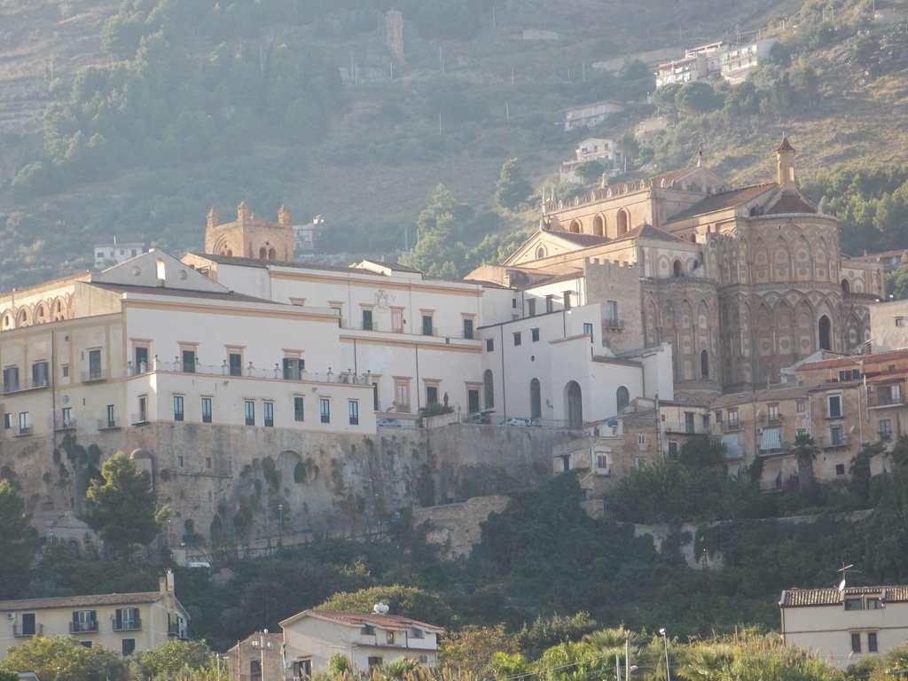 Guglielmo II Hotel Monreale Comodidades foto